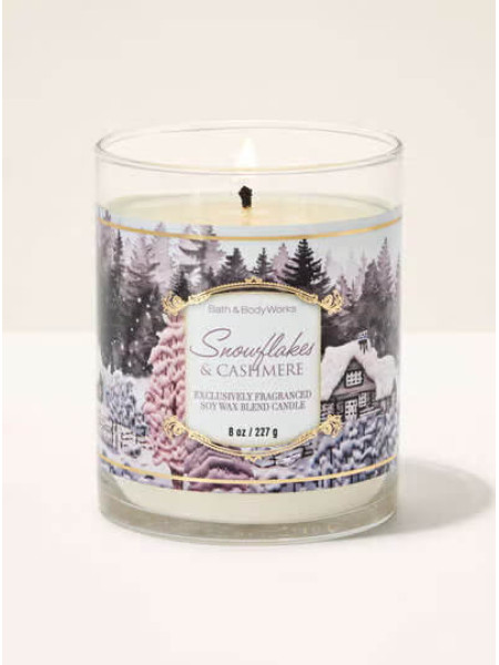 Ароматизована свічка Snowflakes & Cashmere Bath & Body Works