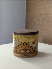 Уцінка! Свічка Coconut Piña Colada від Bath And Body Works
