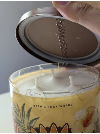 Уцінка! Свічка Coconut Piña Colada від Bath And Body Works