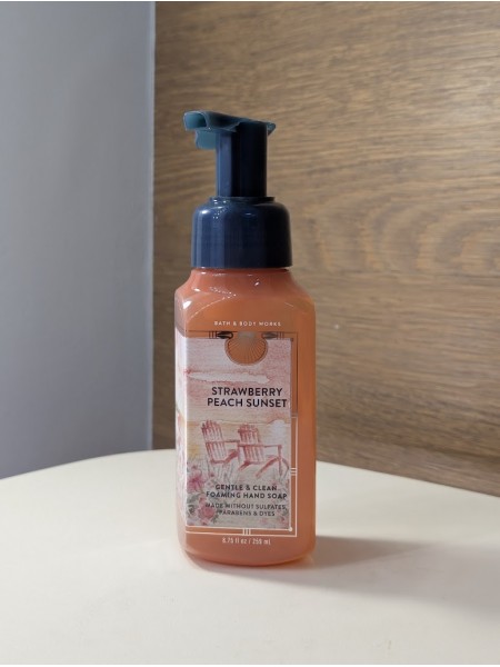 Уцінка!  Мило для рук Strawberry Peach Sunset Bath and Body Works